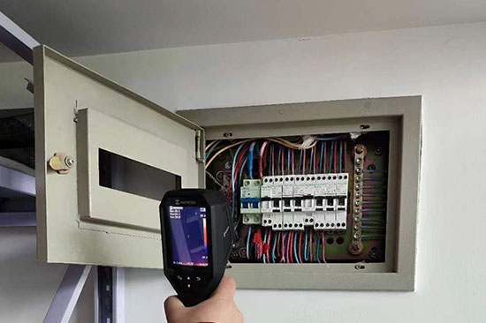 �W����늙z